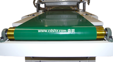 UV光油淋涂機(jī)輸送帶.jpg UV光油淋涂機(jī)輸送帶.jpg