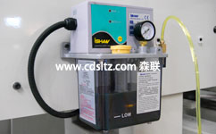 電腦控制全自動(dòng)軌道潤滑器.jpg 電腦控制全自動(dòng)軌道潤滑器.jpg